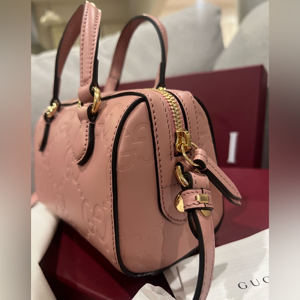 Sold not available Gucci GG Super Mini Blush Pink Leather Crossbody Bag - Picture 4 of 14